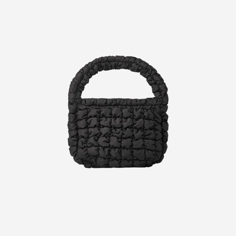 코스 퀼티드 미니백 블랙 먹구름빵 COS Quilted Mini Bag Black - 리본즈(REEBONZ)