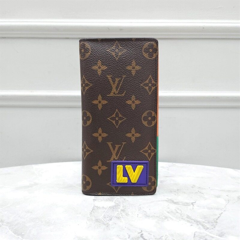 Louis Vuitton - Louis Vuitton