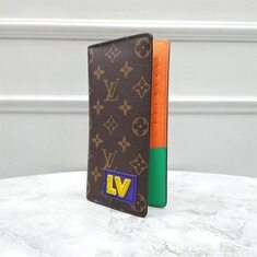 Louis Vuitton 썸네일 1