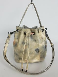 중고 | Other Brand | helianthus - 힐리앤서스 버켓 2way백 썸네일 1