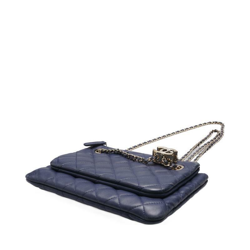大学 兄弟割引 Gold Pouch Double Navy CHANEL Chain 22.5 Bag Crossbody トップス