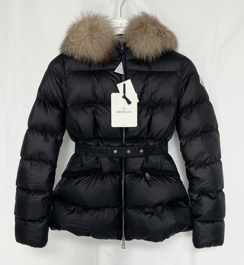 [더럭스] 몽클레어 보에드 폭스퍼 숏다운패딩 - Moncler