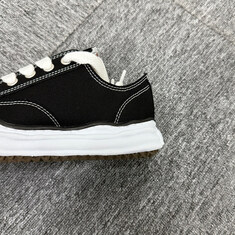 논현 더팩토리 25SS 메종 미하라 야스히로 PETERSON 피터슨 OG 솔 캔버스 로우 스니커즈 / 블랙 (A01FW702 BLACK) 썸네일 6