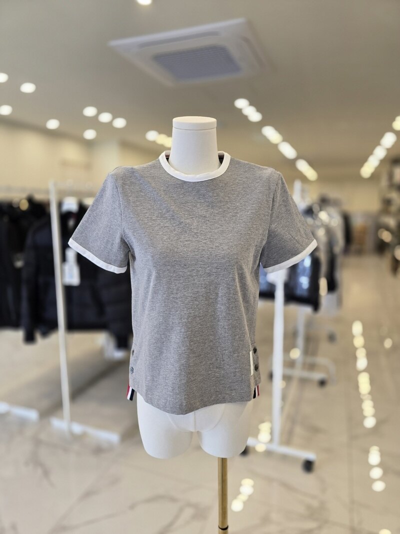 25SS 톰브라운 링거반팔 여성 티셔츠 그레이 FJS075A 00042 055 - Thom Browne