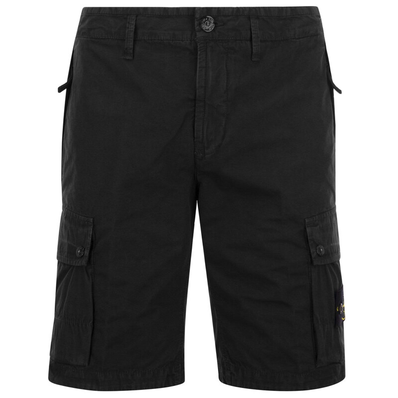 23SS 와펜 패치 버뮤다 숏팬츠 블랙 1015L11WA A0129 - Stone Island