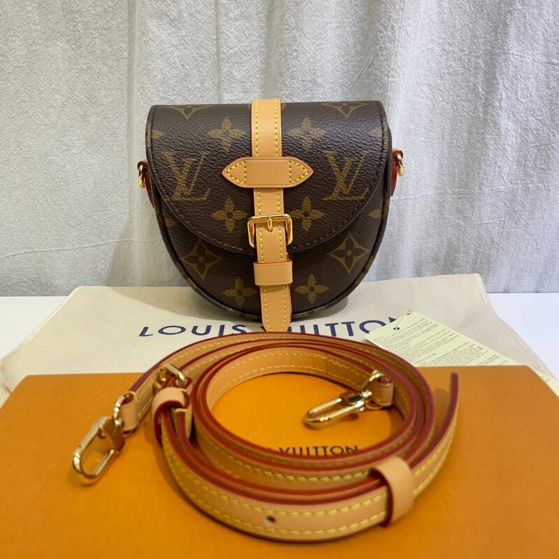 [새상품]루이비통 M46643 모노그램 마이크로 샹티이 크로스백 - Louis Vuitton