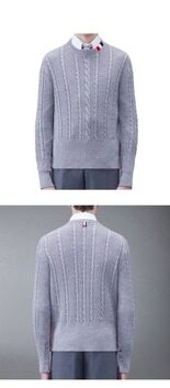 [톰브라운] MKA492A Y1024 055 케이블 스티치 릴렉스드 크루넥 풀오버 메리노 울 니트 라이트그레이 남성 니트 / TTA 썸네일 4