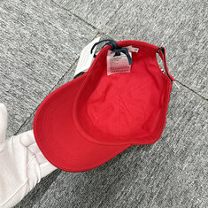 압구정 더팩토리 25SS 몽클레어 키즈 로고 와펜 패치 베이스볼 볼캡 모자 / 레드 (3B00020 0U331 457) 썸네일 4
