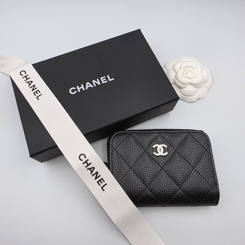 샤넬 클래식 지퍼돌이 동전 카드 지갑 블랙 캐비어 은장 AP0216 - Chanel