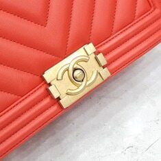[럭스유] 샤넬 쉐브론 보이 플랩백 미디움 금장 27번대 썸네일 3