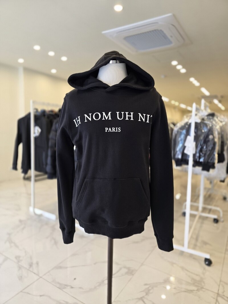 이놈어닛 이니셜로고 후드맨투맨 블랙 NCW18278 009 - Ih Nom Uh Nit