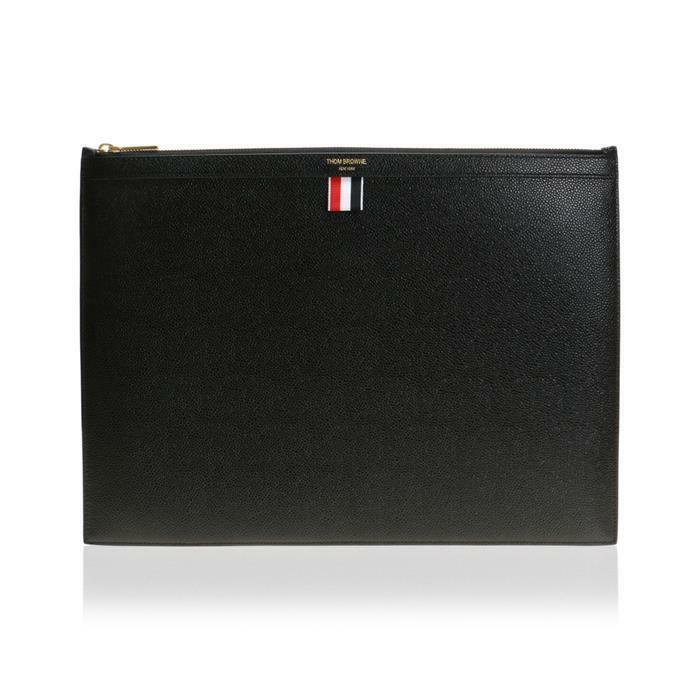 톰브라운 라지 페블그레인 클러치 백 / MAC020L 00198 001 - Thom Browne