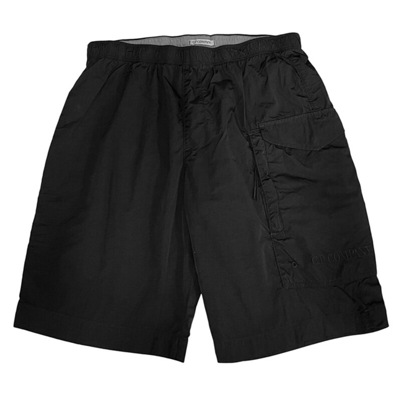 CP 25SS 자수 로고 포켓 스윔 숏팬츠 블랙 18CMBW229A 006369G 999 - CP company
