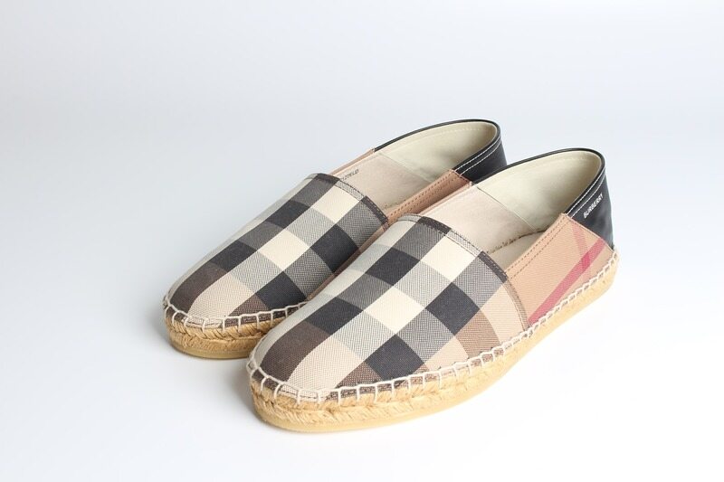 버버리 체크 에스파듀 40(250) - Burberry