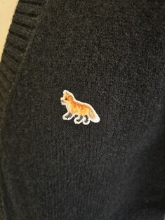 메종키츠네 베이비폭스 가디건 블랙 HM00501KT1006 P199 썸네일 3