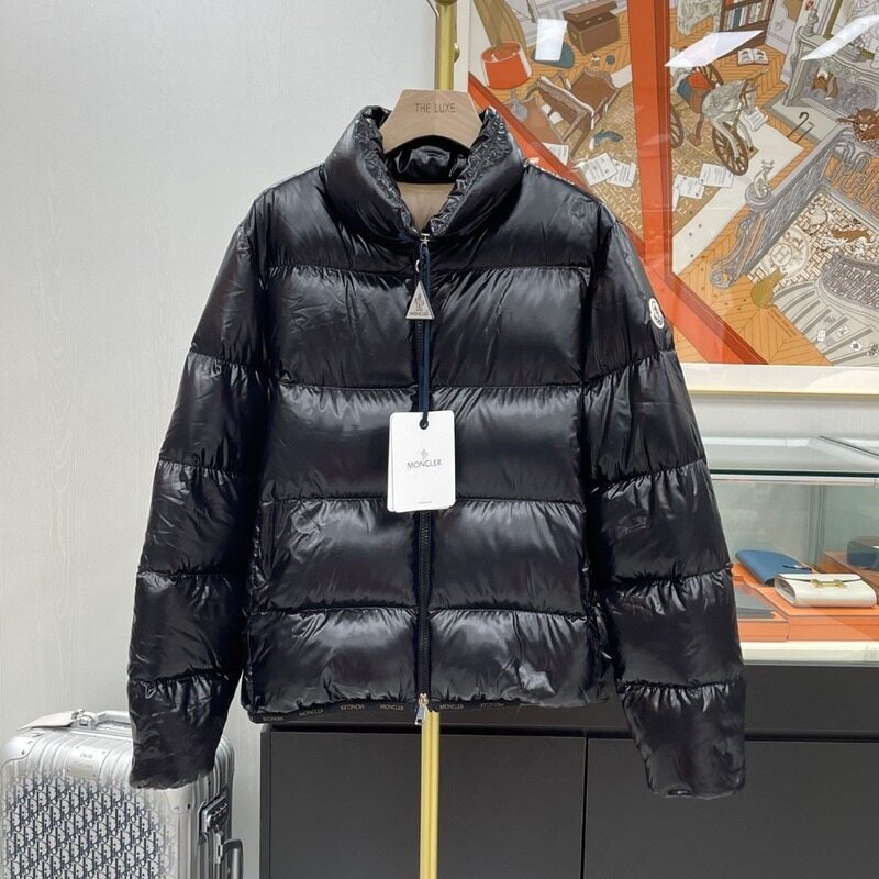 [더럭스] 몽클레어 Abbadia 아바디아 쇼트 다운 패딩 블랙 J20931A00168 - Moncler