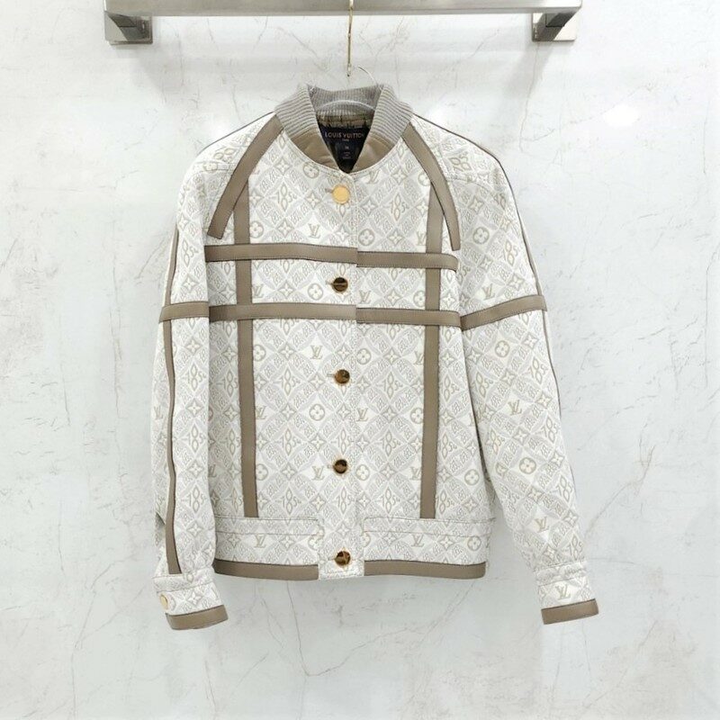 [럭스유] 36 / 루이비통 LV 모노그램 1854 레더 바시티 봄버 자켓 1A9MIO - Louis Vuitton