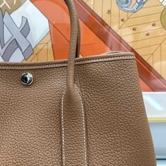 [더럭스][국내배송] 에르메스 가든파티 30 골드 G각인 H051568CK37 썸네일 2
