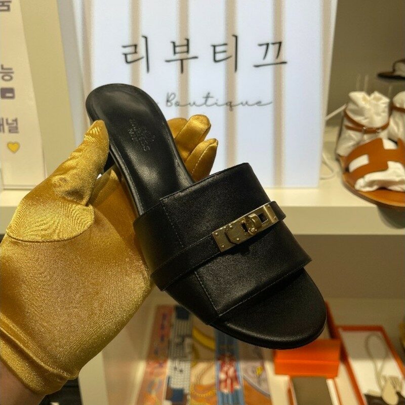 에르메스 지지 켈리 버클 여성 샌들 블랙 골드 - Hermes