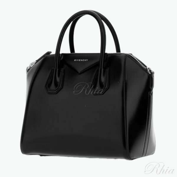 지방시 26SS 가죽 스몰 안티고나 토트백 BB5149B1R0 001 - Givenchy