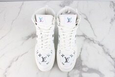 루이비통 LV 모노그램 리볼리 하이탑 스니커즈 화이트 7.5(265) 썸네일 6
