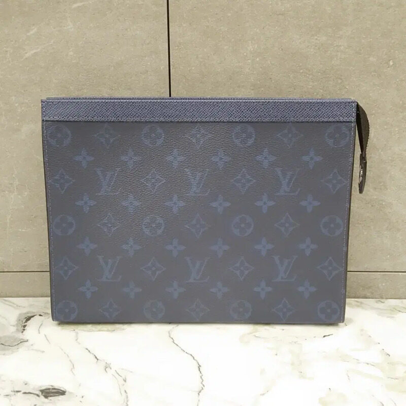 루이비통 포쉐트 보야주 클러치 블루 새상품 MM Size - Louis Vuitton