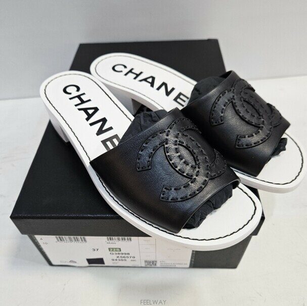 샤넬 여성 슬리퍼 - Chanel