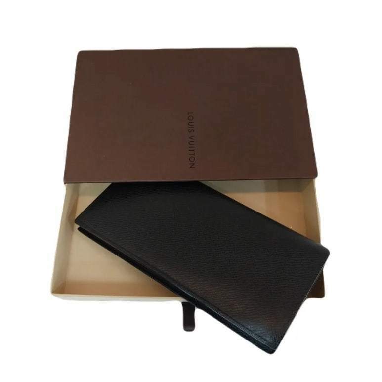 루이비통 남성 장지갑 루이비통 타이가 알렉산드르 남성 장지갑 M64597 - Louis Vuitton