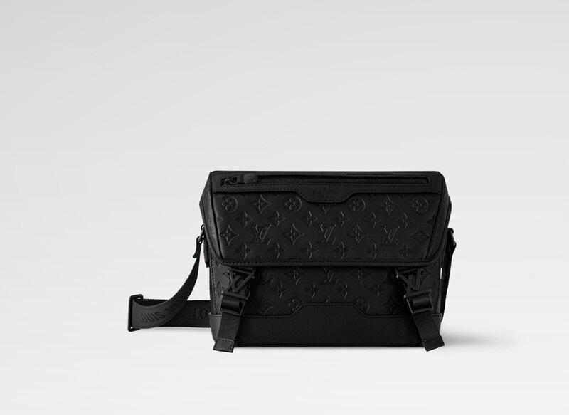 [국내백화점] 루이비통 남자 가죽 블랙 메신저백 보야주 PM 크로스백 가방 M25121 - Louis Vuitton