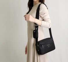 [비엔비명품관] PRADA 프라다 남여공용 리나일론 숄더백 크로스백 썸네일 4