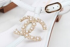 샤넬 CC 펄 카멜리아 티스트랩 샌들 화이트 38.5(255) 썸네일 7
