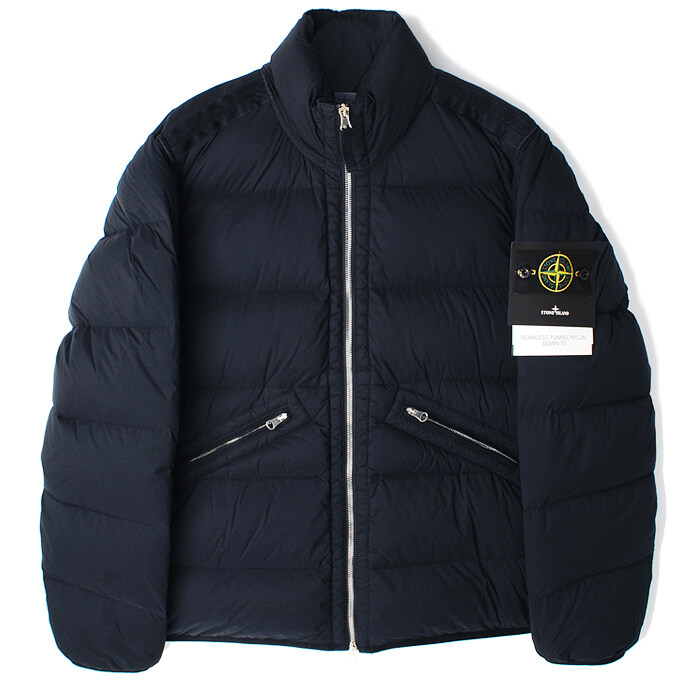 24FW 스톤 심리스 터널 나일론 패딩 네이비 811543028 V0020 - Stone Island