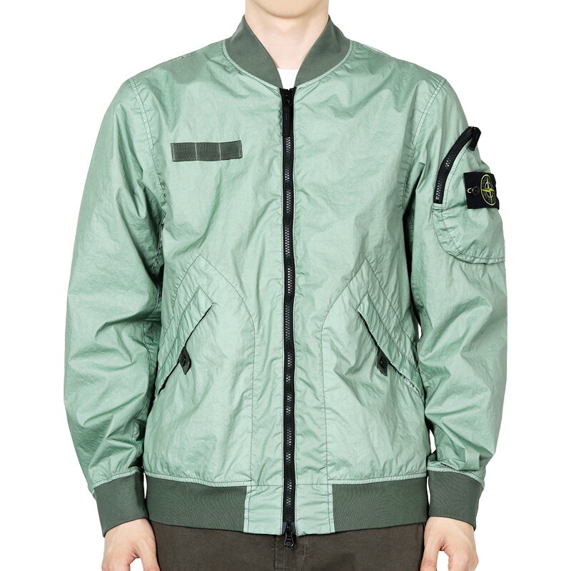 디몬트 스톤 남성 와펜 패치 나일론 봄버 자켓(세이지그린) K1S15 4100004 S0A21 V0055 - Stone Island