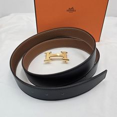 에르메스 H 벨트 버클 & 리버시블 레더 스트랩 32mm & 플래티넘 브러쉬드 골드 하드웨어 누아 골드 H073967CAAA 썸네일 3