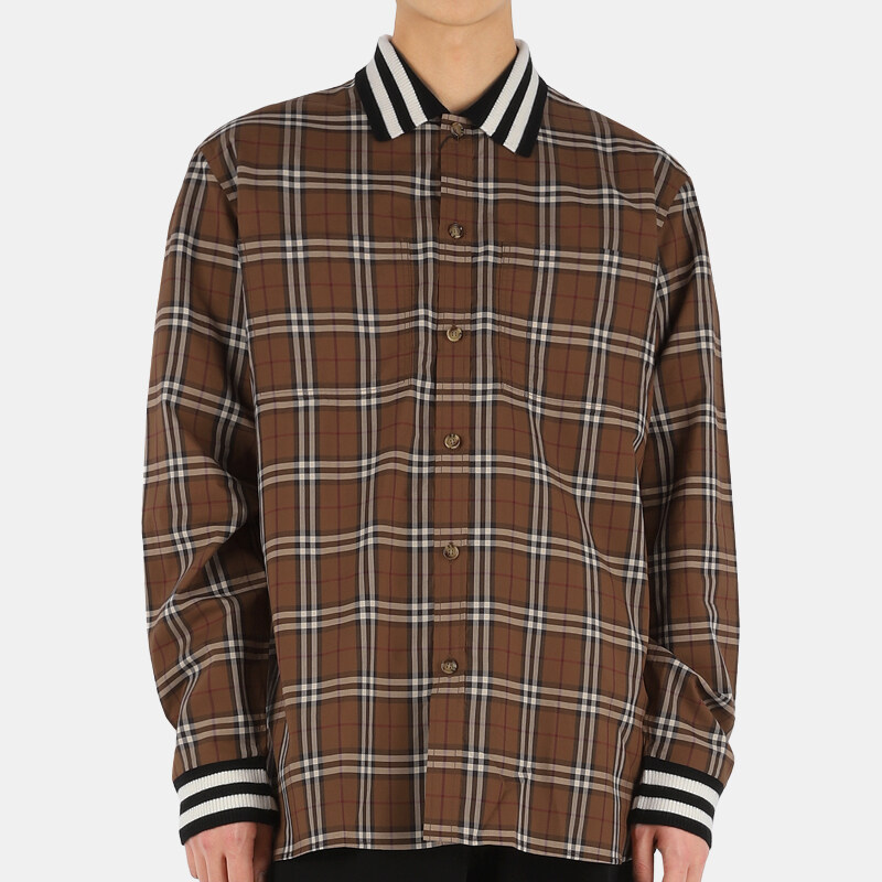 디몬트 22 S/S 버버리 남성 스트라이프 카라 체크 셔츠(브라운) 8048181 A9011 - Burberry