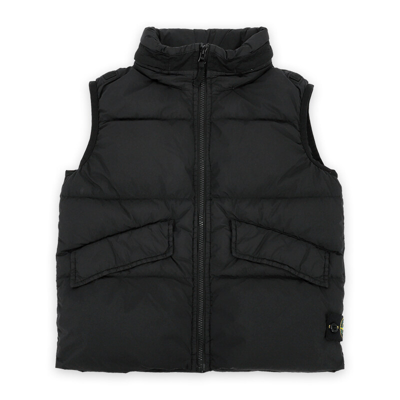 디몬트 23 F/W 스톤 키즈 와펜 패치 퀼티드 패딩 조끼(블랙) 7916G0123 V0029 - Stone Island