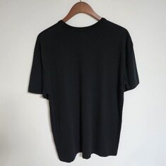 XL 꼼데가르송 블랙 레드와펜 남성 반팔티 AZ-T108 썸네일 3