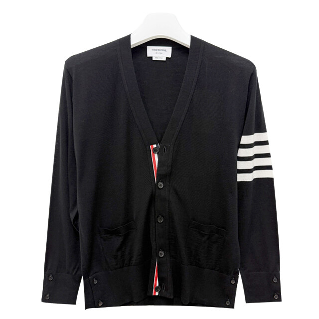 논현 더팩토리 25FW 톰브라운 사선 4 바 울 가디건 (MKC002A Y1014 001) - Thom Browne