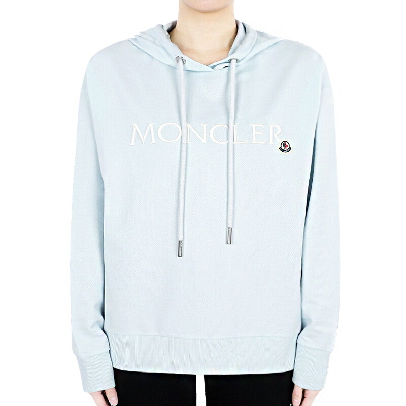 디몬트 24 S/S 몽클레어 여성 자수 로고 후드 맨투맨(스카이) 8G00016 89A1K 70S - Moncler