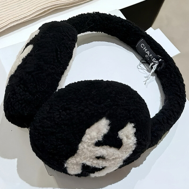 샤넬 25 CC 로고 뽀글이 시어링 이어머프 귀마개 귀돌이 블랙 - Chanel