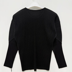 압구정 더팩토리 25FW 옴므 플리세 이세이 미야케 플리츠 긴팔티 / 블랙 (HP58JK521 15) 썸네일 1