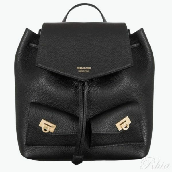 살바토레 페라가모 26SS 허그 멀티포켓 백팩 220941 785886 - Salvatore Ferragamo