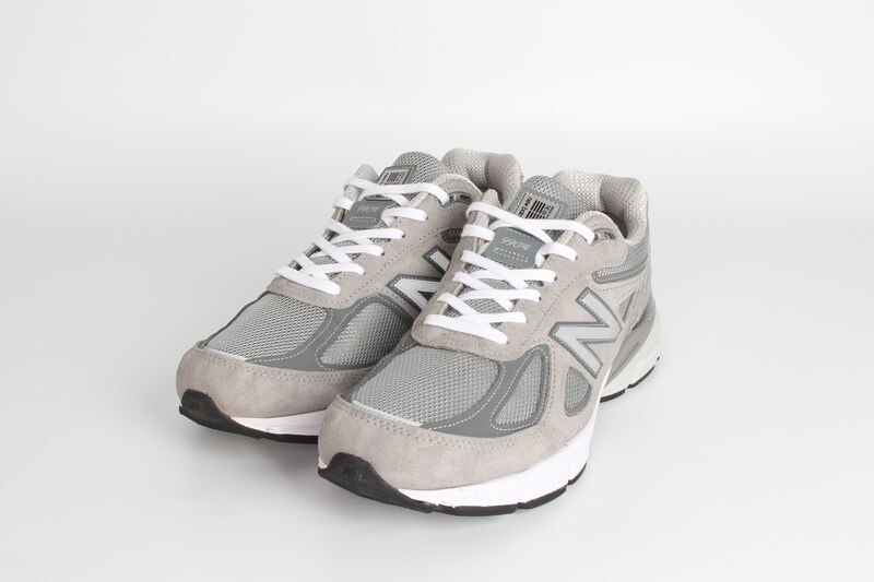 뉴발란스 990v4 스니커즈 280size - New Balance