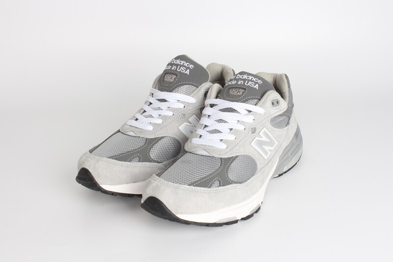 뉴발란스 993 스니커즈 280size - New Balance