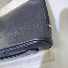 구찌 497989 블랙 스트럭처드 텍스처드 레더 금장 GG 마몽 파우치 클러치 썸네일 4