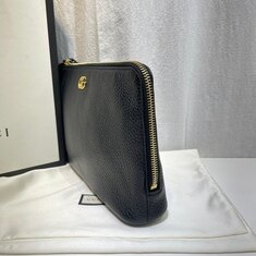 구찌 497989 블랙 스트럭처드 텍스처드 레더 금장 GG 마몽 파우치 클러치 썸네일 2