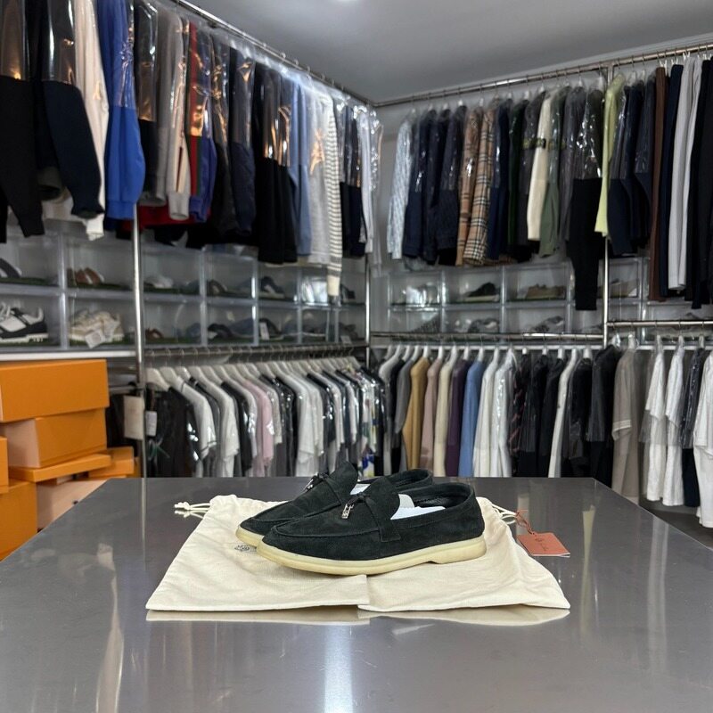 로로피아나 썸머 워크 참스 스웨이드 로퍼 - Loro Piana