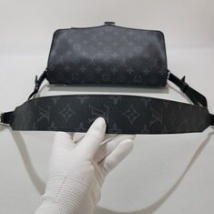 루이비통 뉴 메신저백 타이가라마 숄더백 M30746  썸네일 5