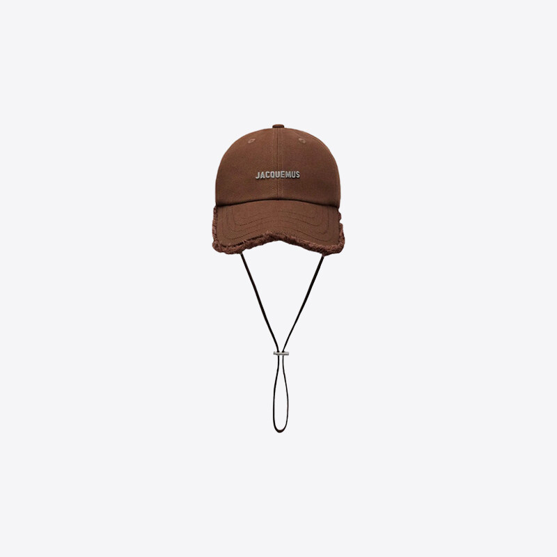 자크뮈스 라 카스케트 아티츠크 프린지 베이스볼 캡 (브라운) 235AC452 5035 850 - Jacquemus