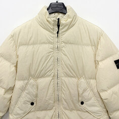 논현 더팩토리 25FW 스톤아일랜드 키즈 와펜 패치 숏다운 패딩 후드 자켓 10 12 / 아이보리 (K2S164100005 S0A23 V0093) 썸네일 2
